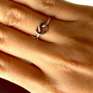 JAMES AVERY HEART KNOT RING